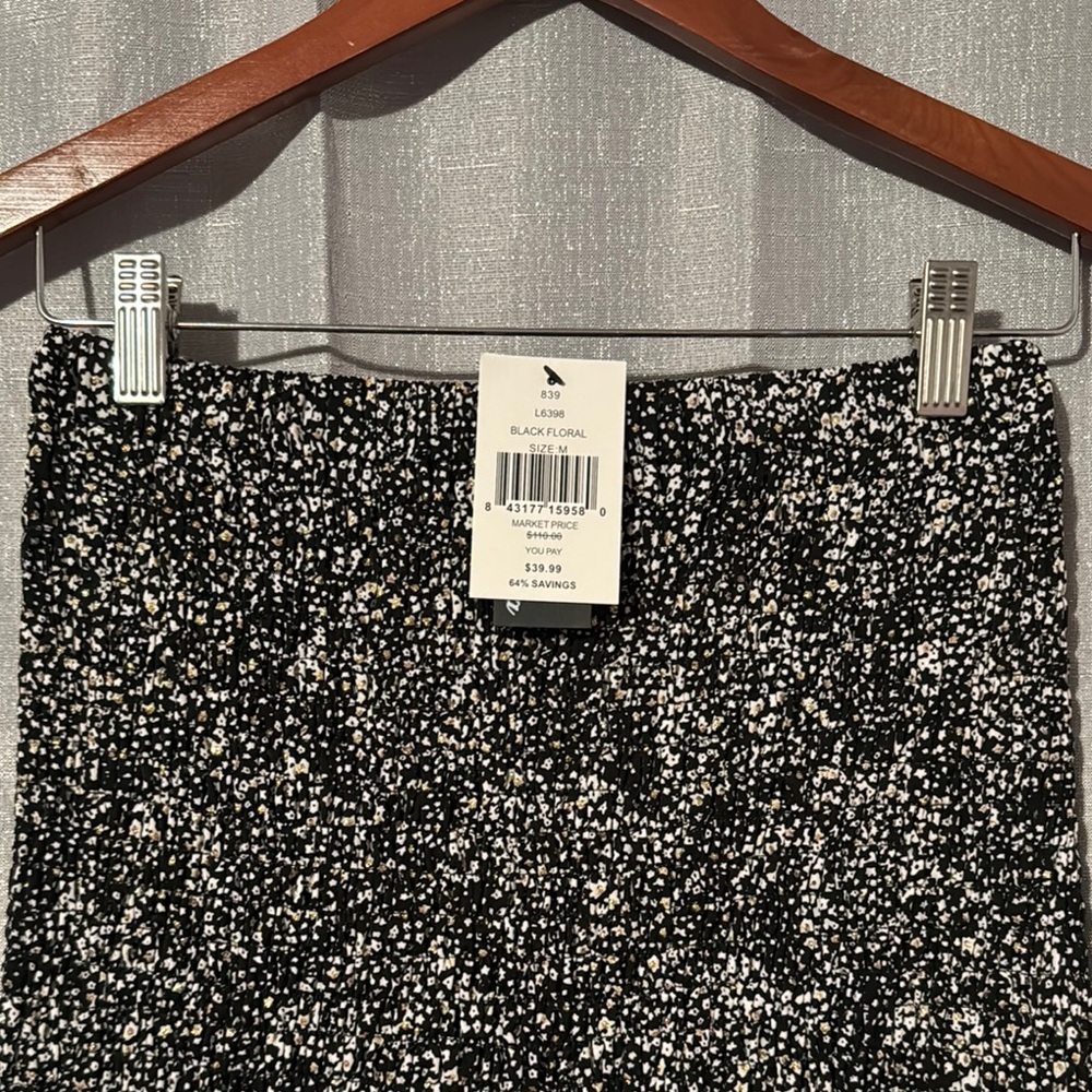 Chic Black and White Patterned Skirt